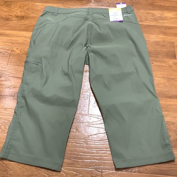 NWT Eddie Bauer Rainier Capri Pants & shorts bundle - Picture 5 of 11